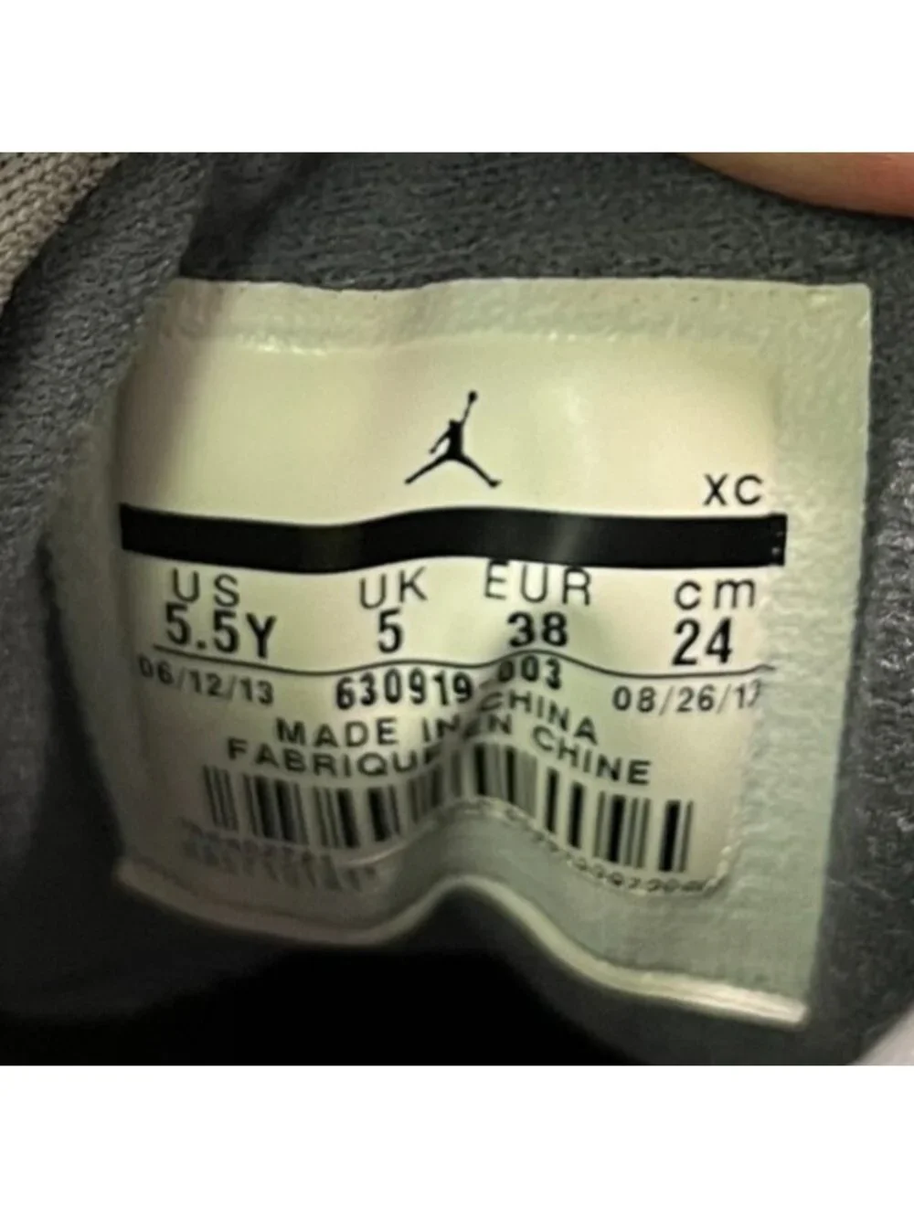 Nike Jordan 1 Flight Strap Boys Size 5.5Y Gray Athletic Leather Shoes Sneakers